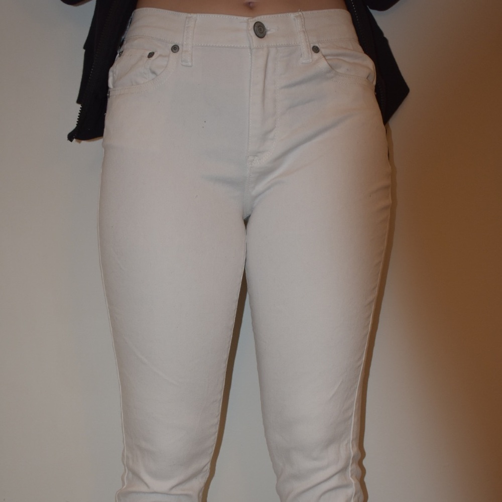 High waisted white jegging